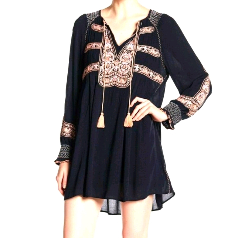 ❤🌼🌲SAVED FOR LAVONNE Free People Embroidered Long Sleeve Tassel Tie Tunic S/P - Picture 7 of 13